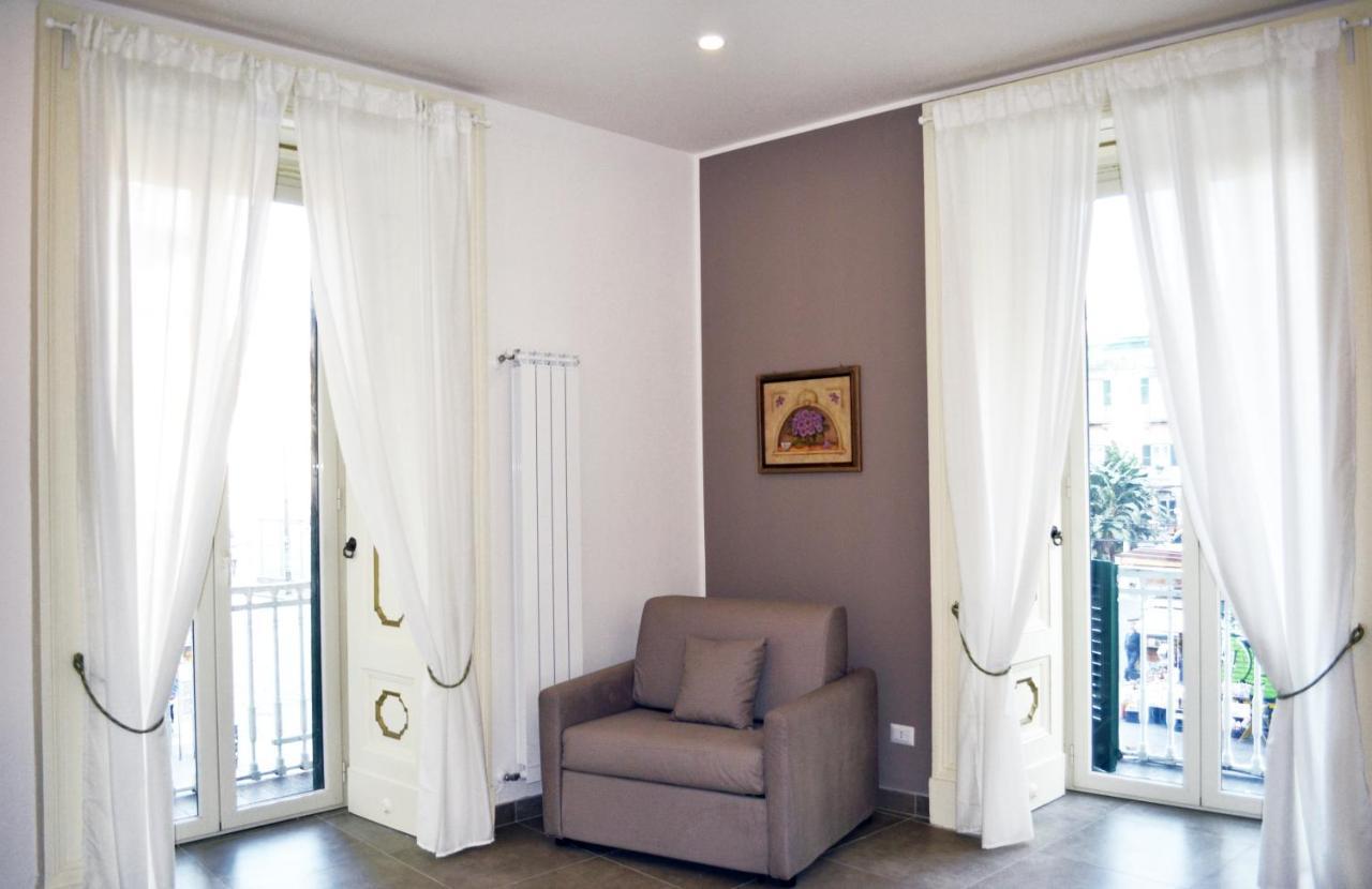 Questo Rinascimento Casa Audrey Naples Exterior photo